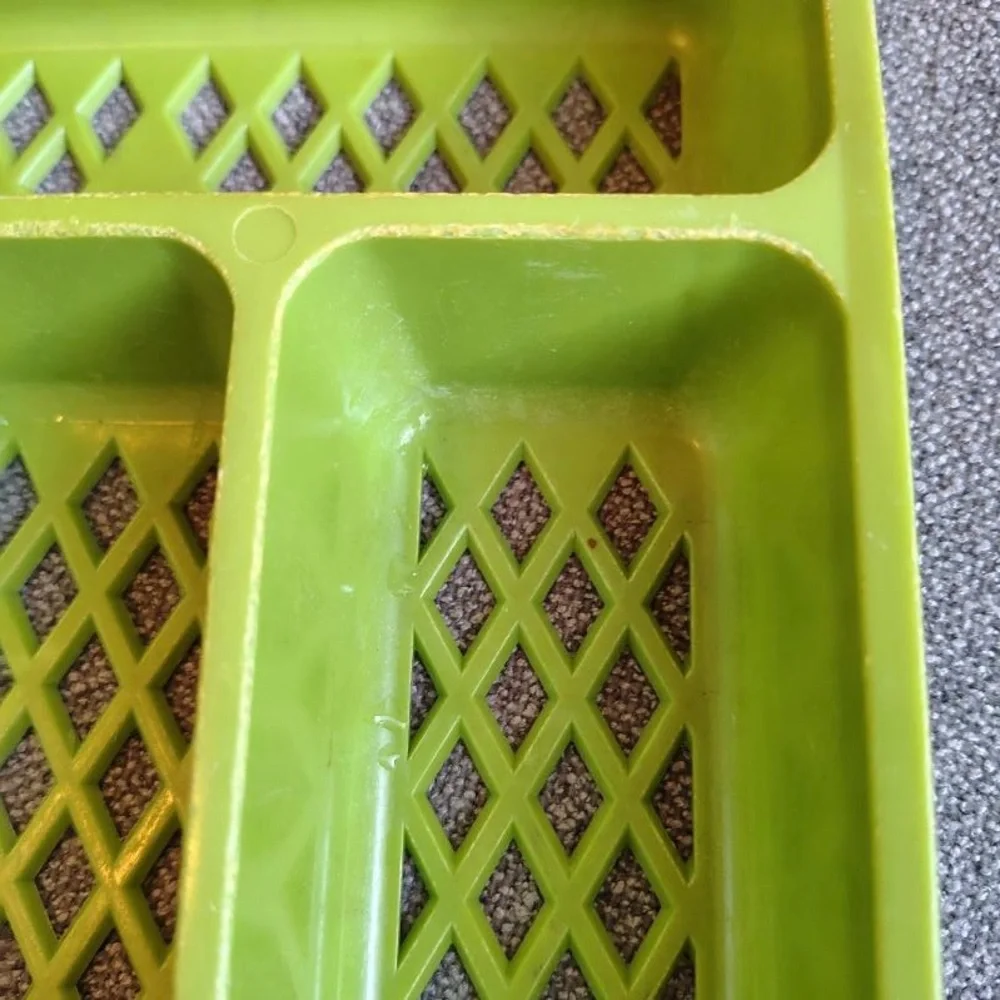 Vtg Plastic Utensil Drawer Organizer Silverware Holder Lattice Avocado Green